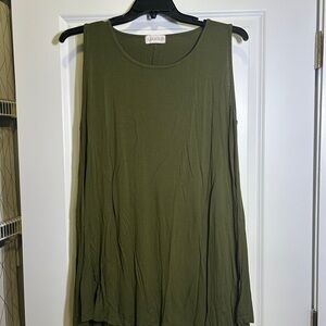 LARACE Green Ribbed Relaxed Tank Top